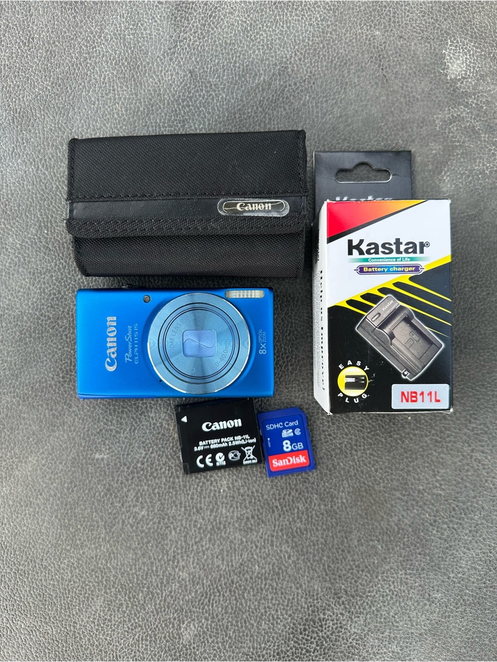 CANON PowerShot ELPH 115 IS Blue 8x Zoom Camera w/ Battery Charger & SD card